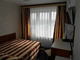 Гостиница Армавир Армавир Небольшой одноместный номер-1