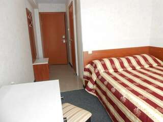 Гостиница Армавир Армавир Стандартный одноместный номер-1